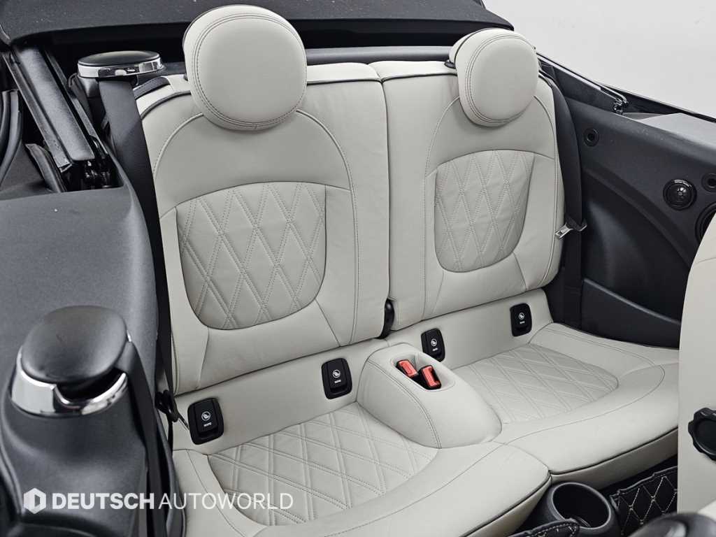 Mini Cooper Convertible - Vista 12