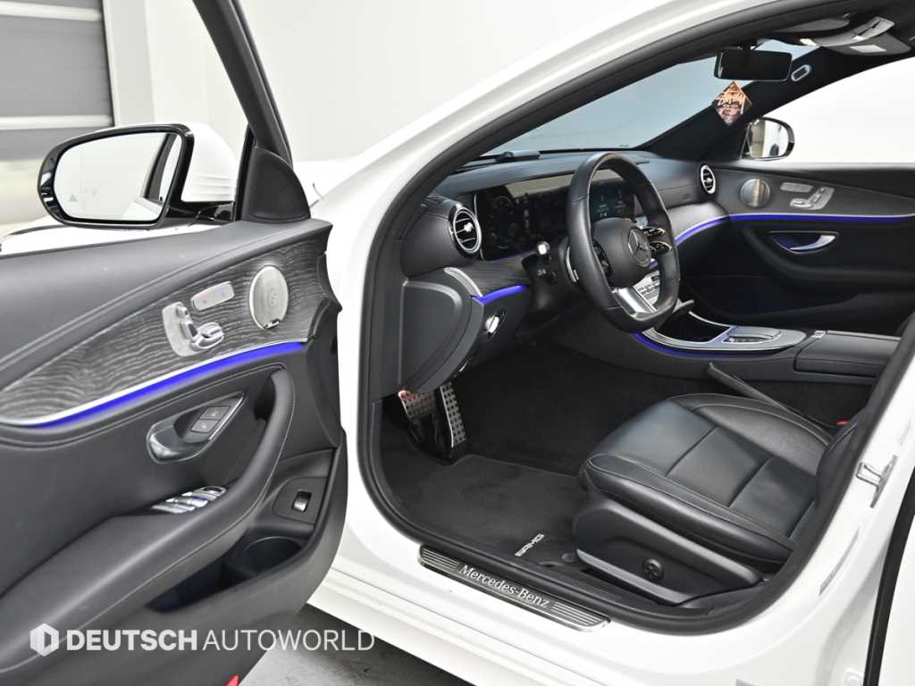 Mercedes Benz E class - Vista 11