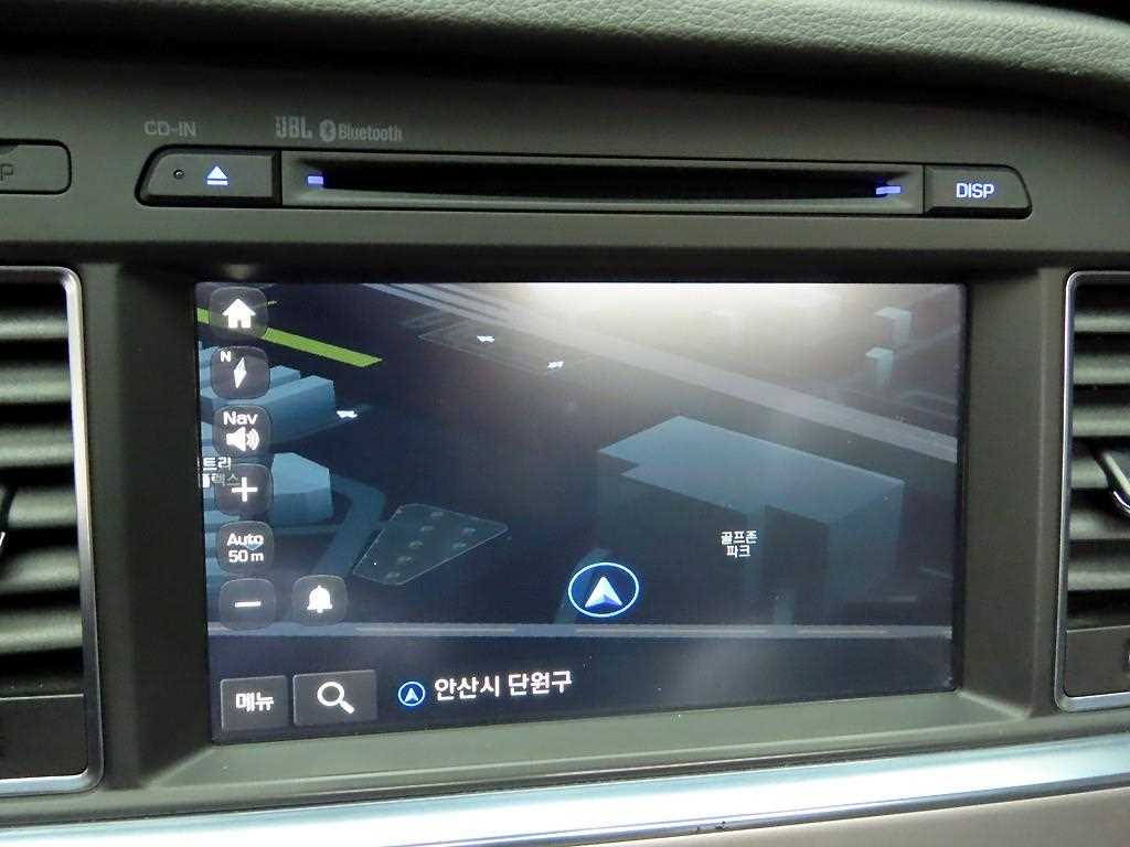 HYUNDAI Sonata - Vista 8