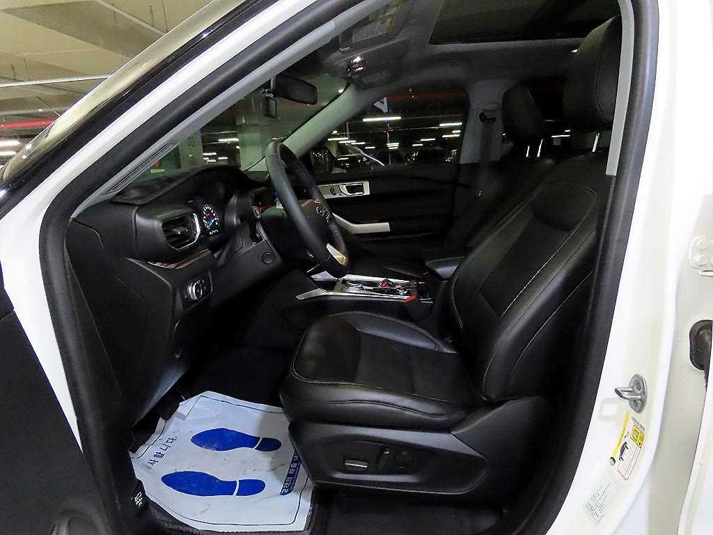 Ford Explorer - Vista 6