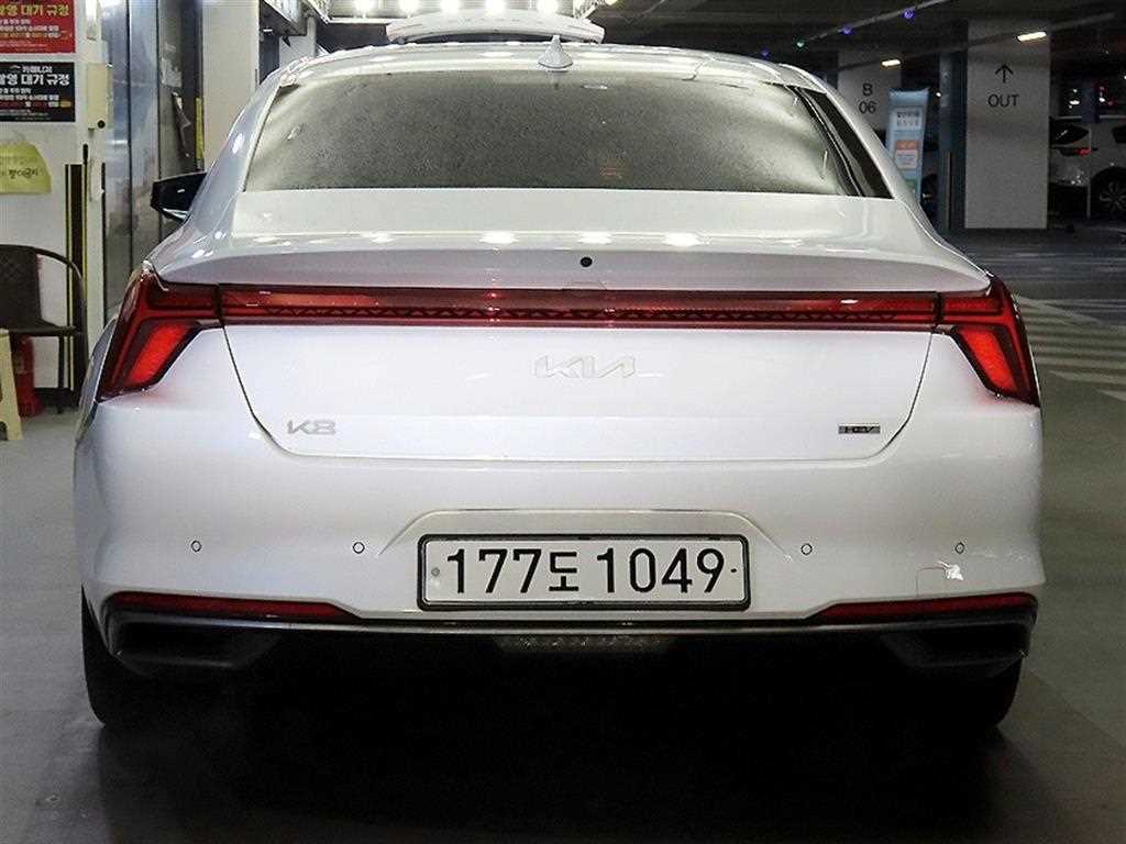 KIA K8 - Vista 5