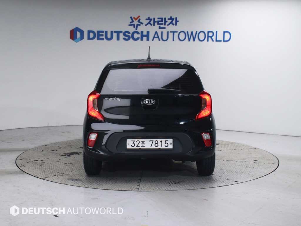 KIA Morning - Vista 4