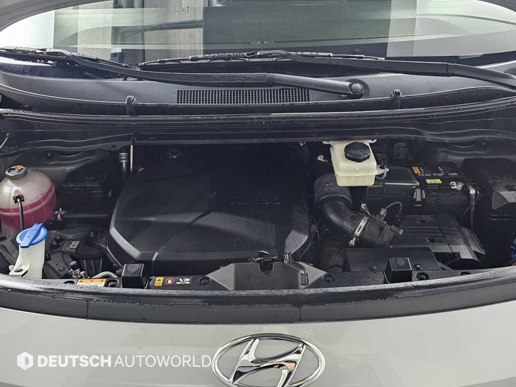 HYUNDAI Staria - Vista 6