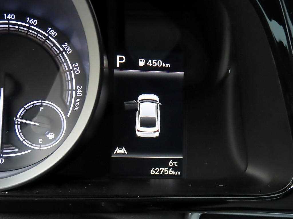 HYUNDAI Avante - Vista 8