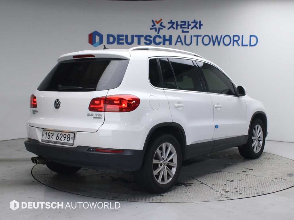 Volkswagen Tiguan - Vista 2
