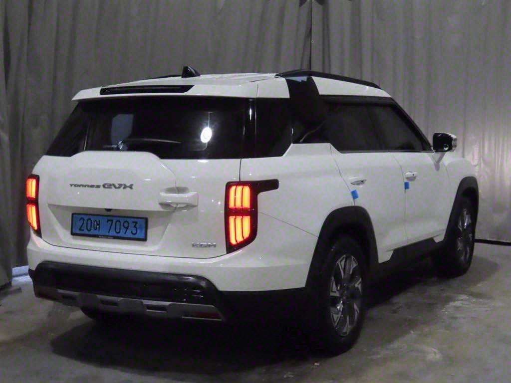 Ssangyong Torres - Vista 3