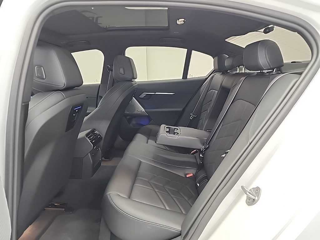 BMW 5 Series - Vista 12