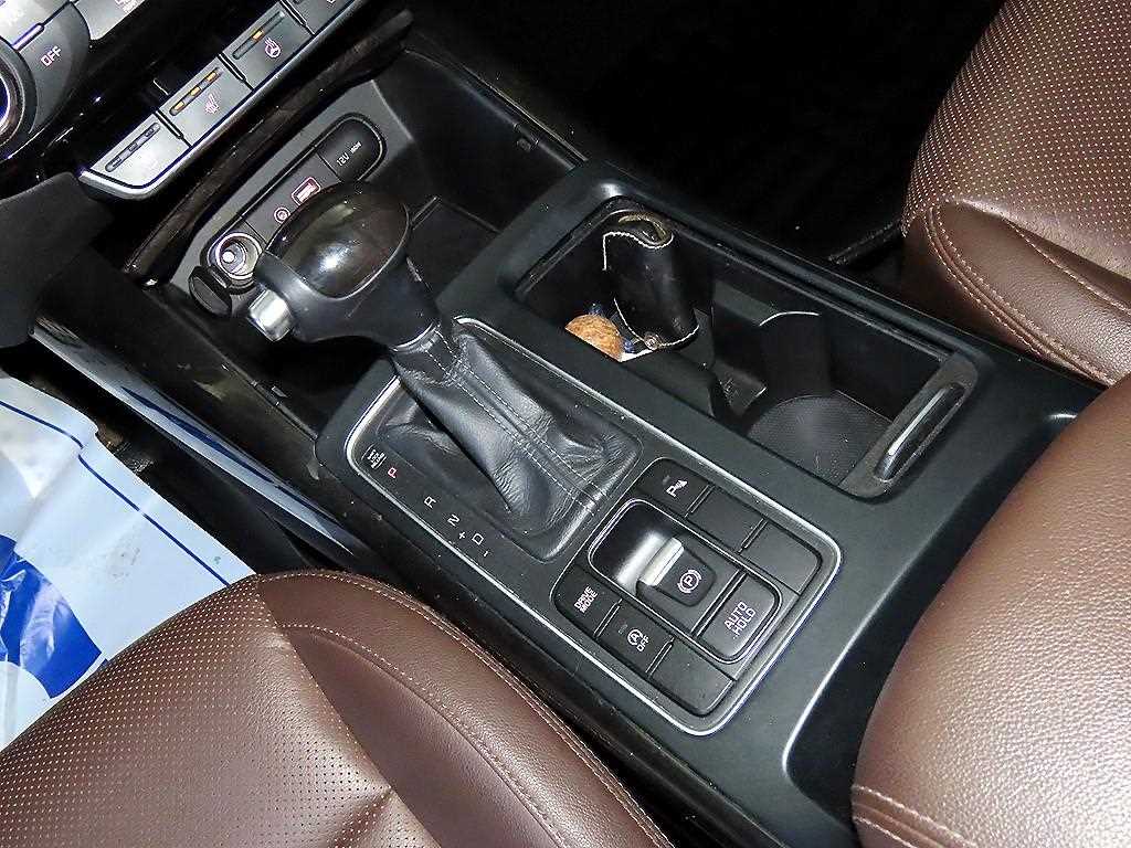 KIA Sorento - Vista 12