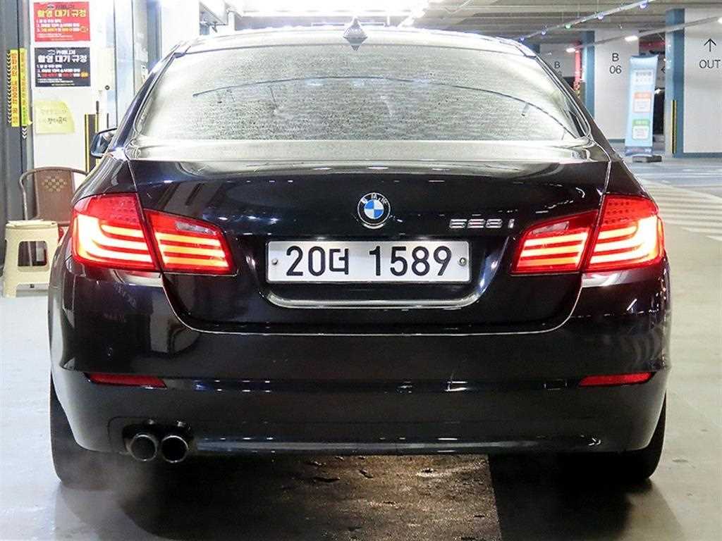 BMW 5 Series - Vista 6