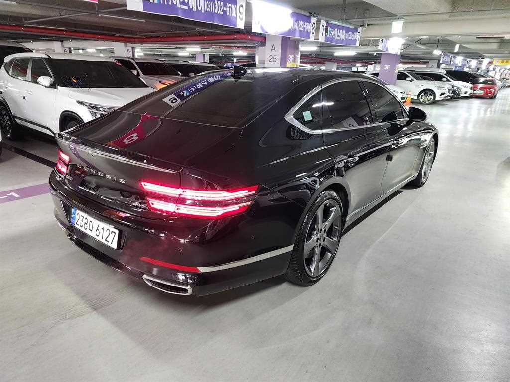 Genesis G80 - Vista 6