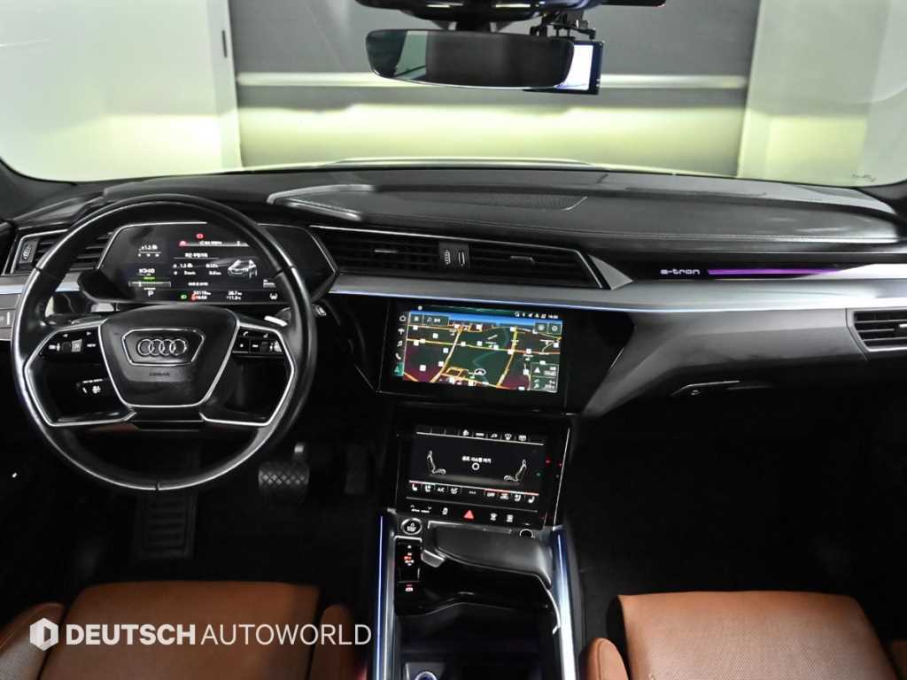 Audi e-Tron - Vista 7