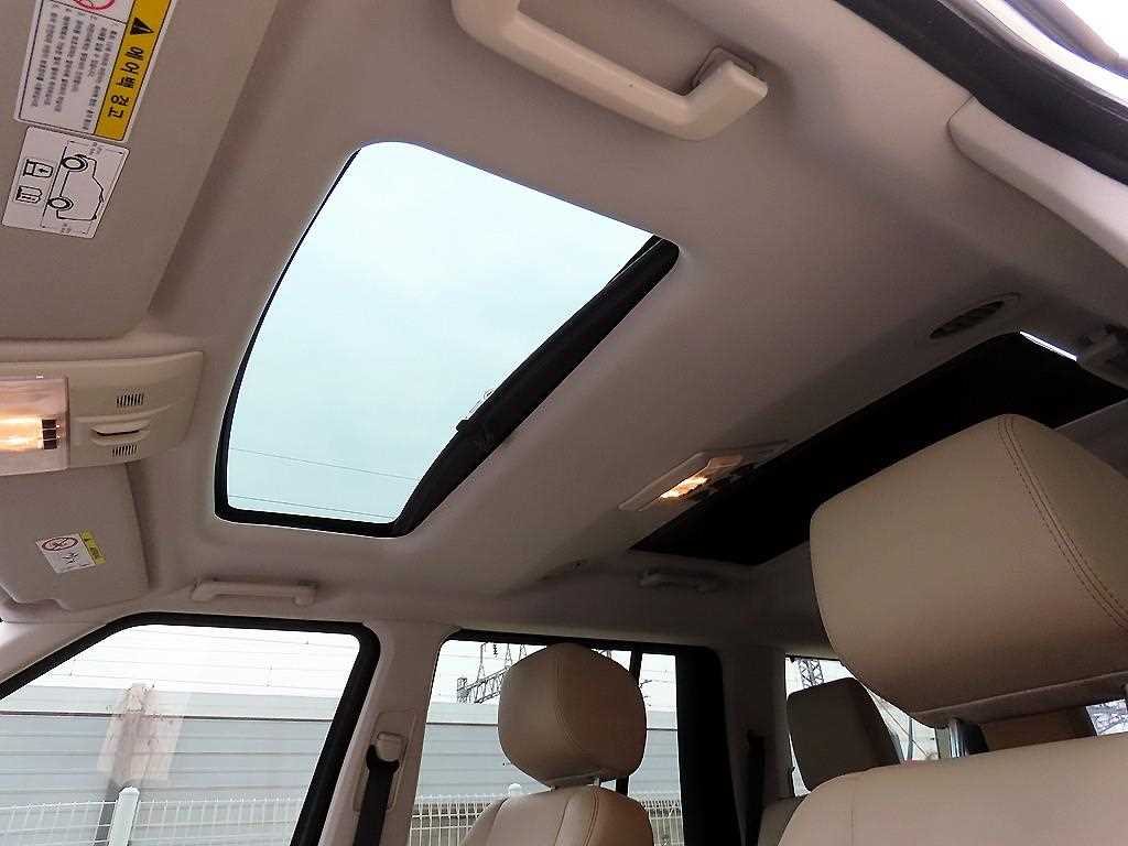 Land Rover Discovery 2016 Blanco - Importación desde Corea - HF Imports Iquique - Foto 17