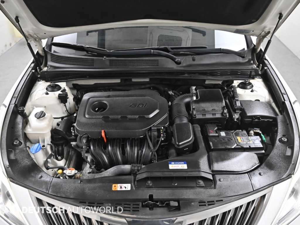 HYUNDAI Grandeur - Vista 6