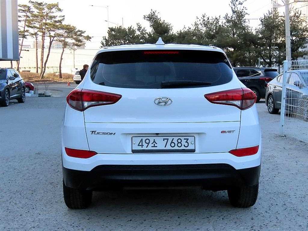 HYUNDAI Tucson - Vista 4