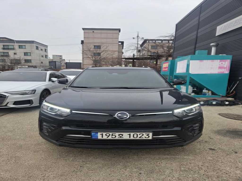 Ssangyong Tivoli 2023 Negro - Importación desde Corea - HF Imports Iquique - Foto 1