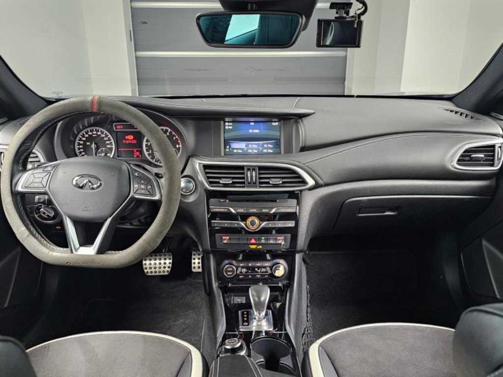 Infiniti Q - Vista 7