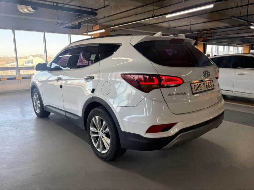 HYUNDAI Santa Fe - Vista 4