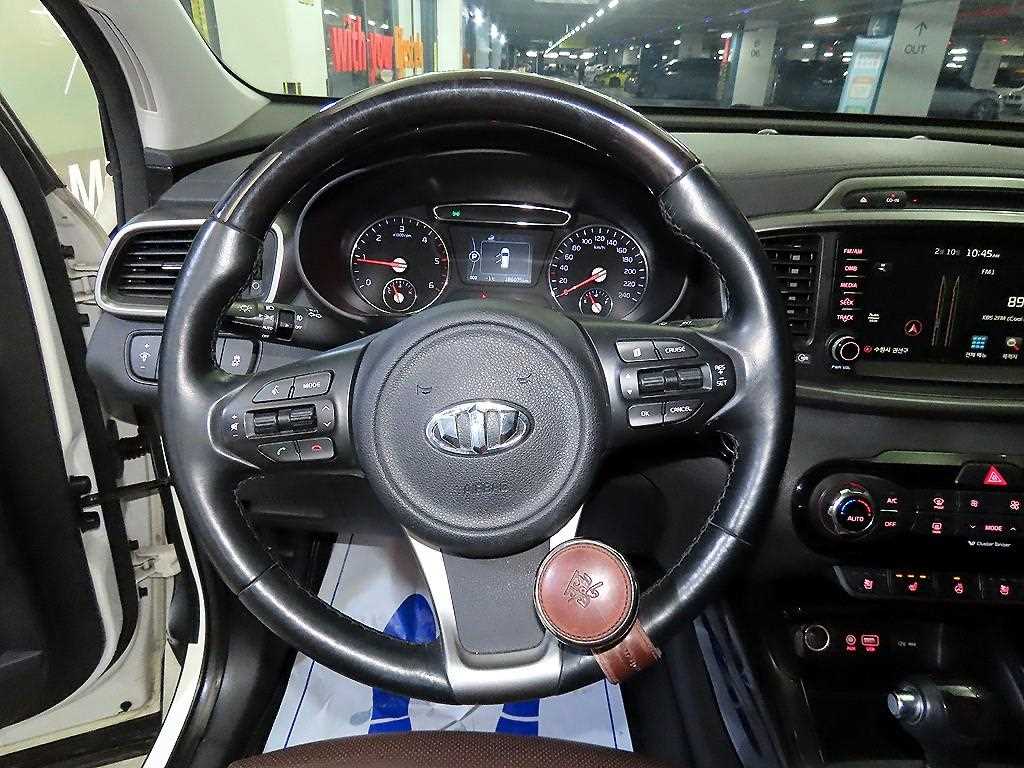 KIA Sorento - Vista 8