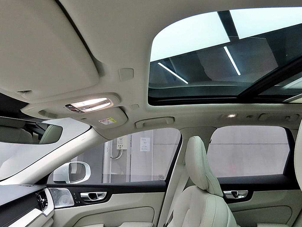 Volvo XC60 2026 Blanco - Importación desde Corea - HF Imports Iquique - Foto 15