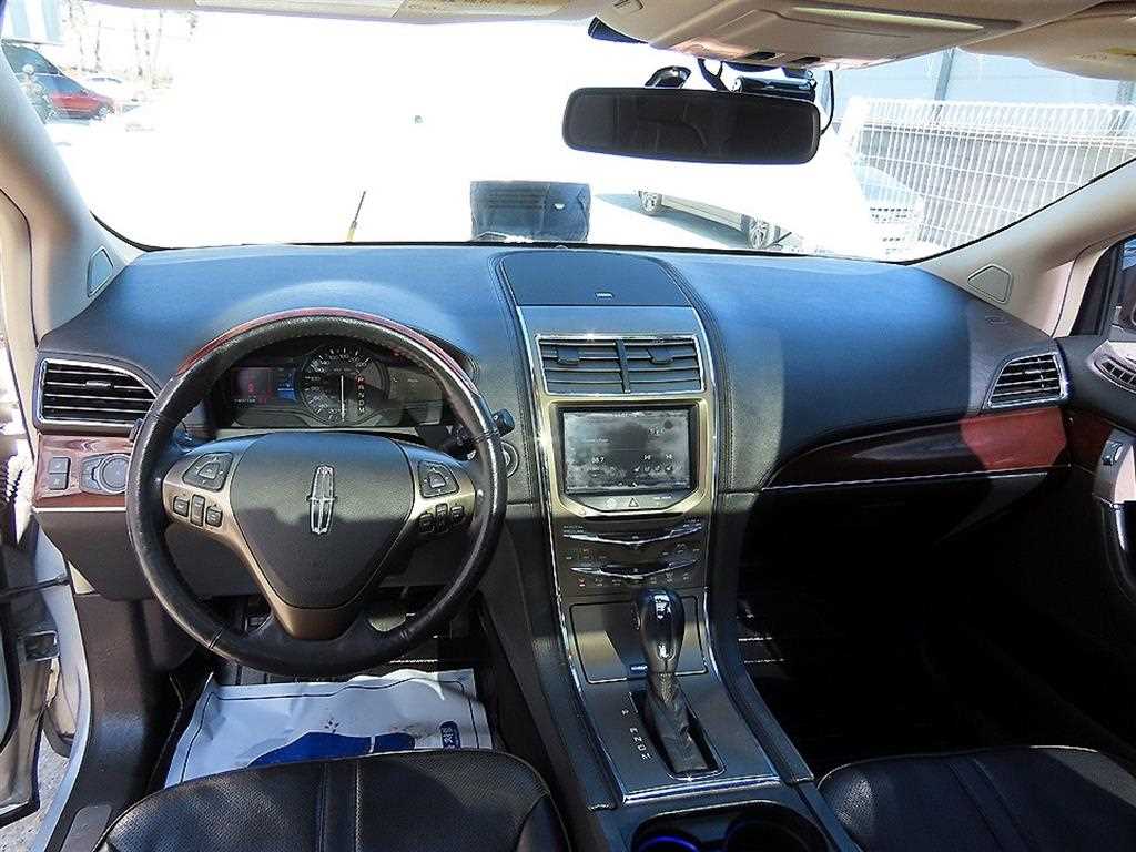 Lincoln MKX - Vista 7