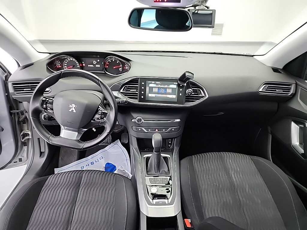 Peugeot 308 - Vista 7