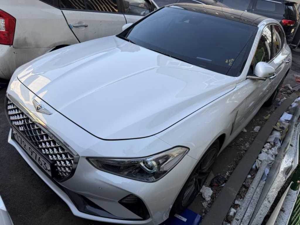 Genesis G70 - Vista 2