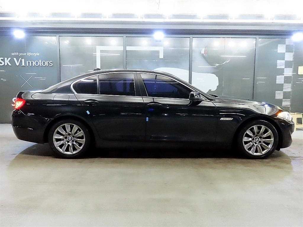BMW 5 Series - Vista 4