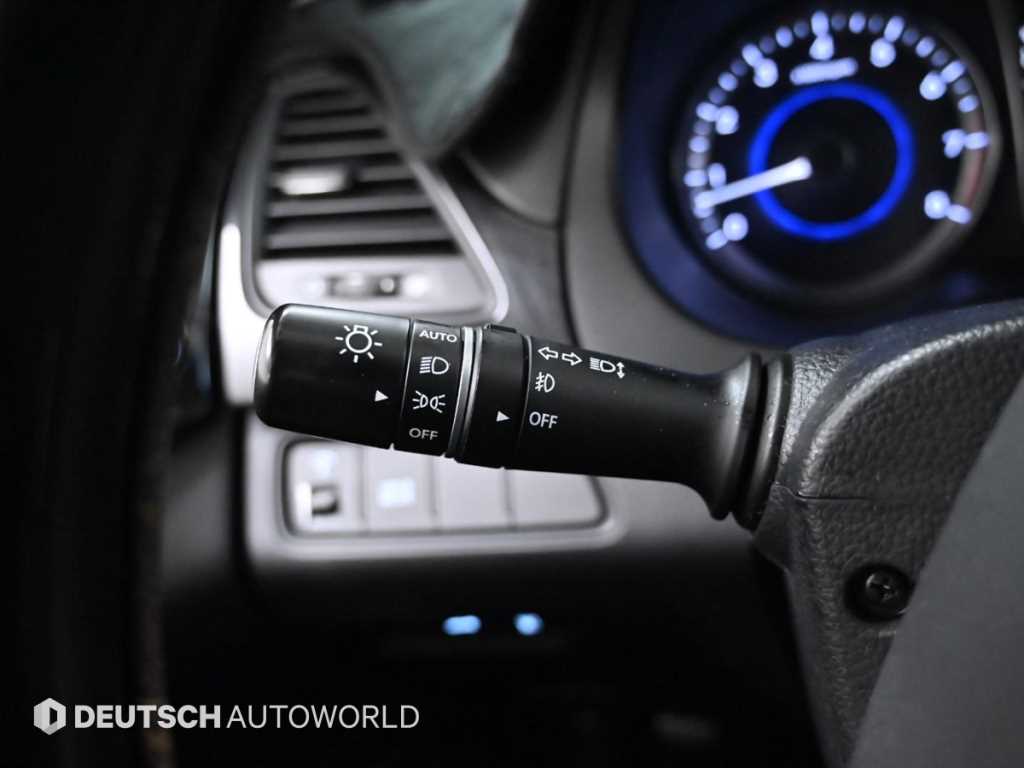 HYUNDAI Grandeur 2016 Blanco - Importación desde Corea - HF Imports Iquique - Foto 17