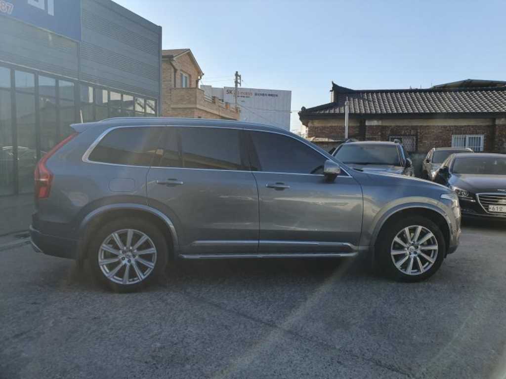 Volvo XC90 - Vista 4