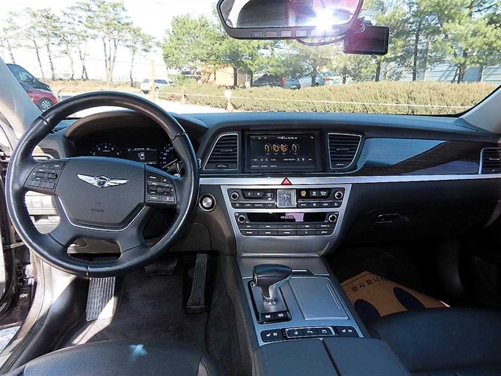 Genesis G80 - Vista 7