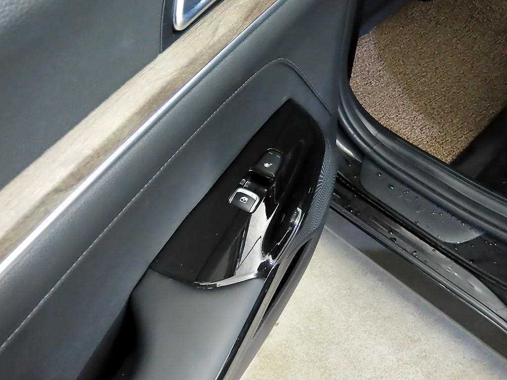 KIA K5 2022 Negro - Importación desde Corea - HF Imports Iquique - Foto 17