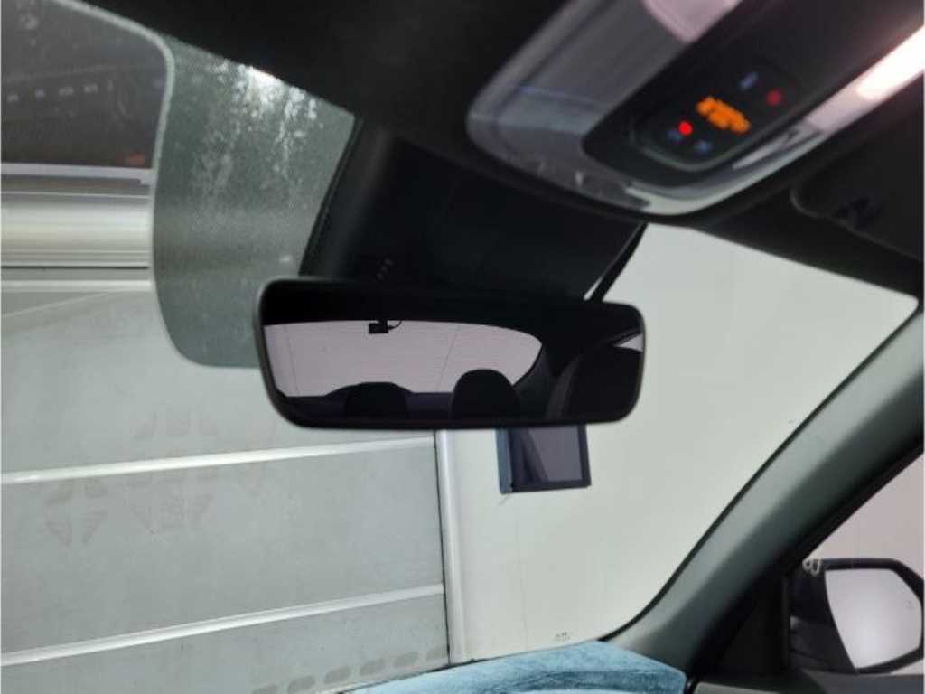 HYUNDAI Avante - Vista 12