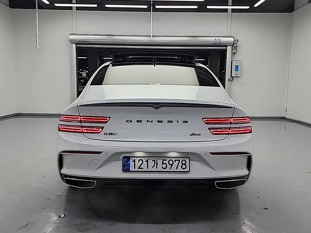 Genesis G80 - Vista 3