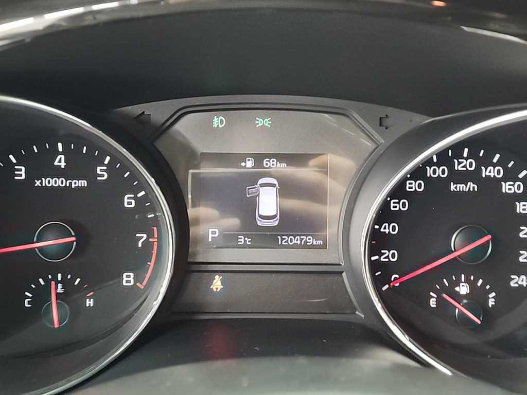 KIA Carnival - Vista 6