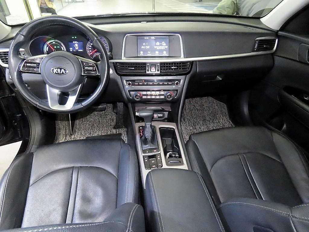 KIA K5 - Vista 10