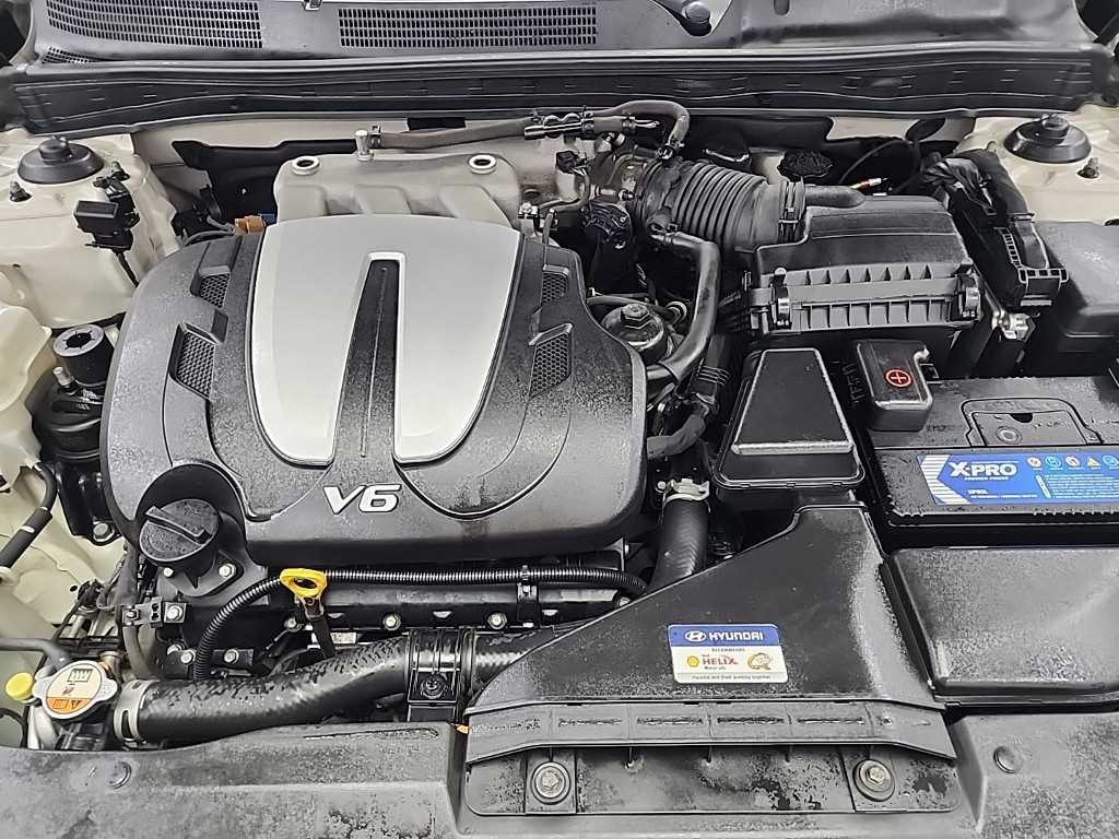 HYUNDAI Grandeur - Vista 5