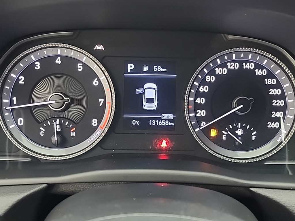 HYUNDAI Sonata - Vista 6