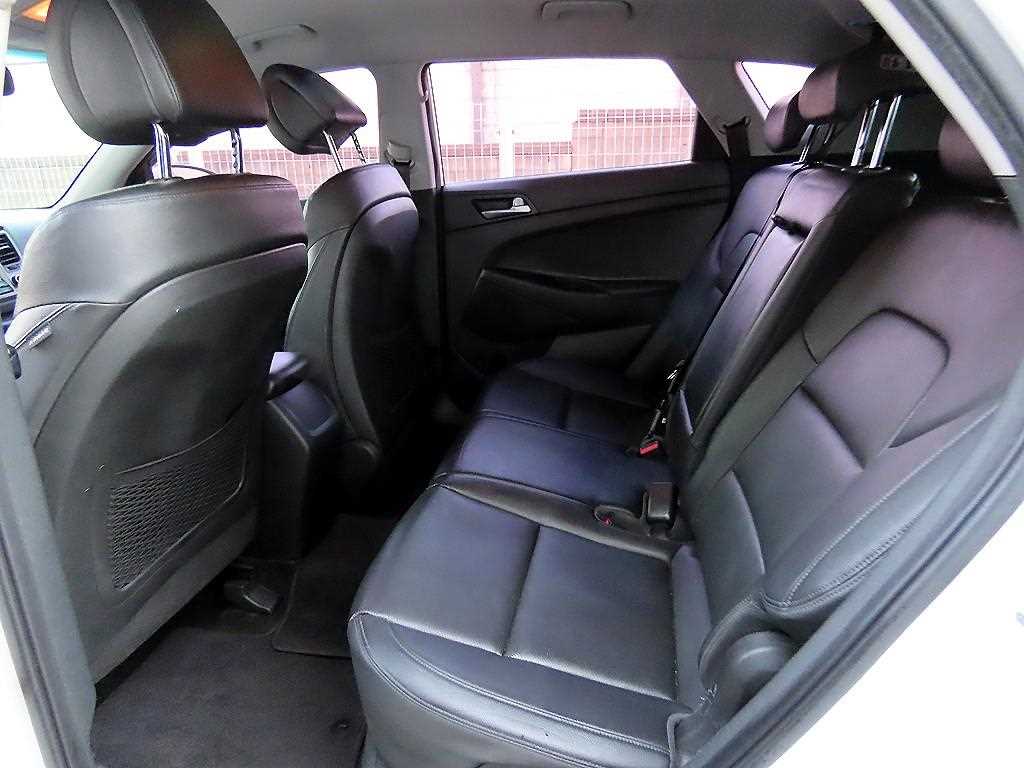 HYUNDAI Tucson - Vista 6