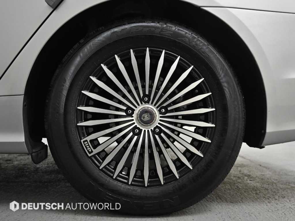 HYUNDAI Sonata - Vista 5