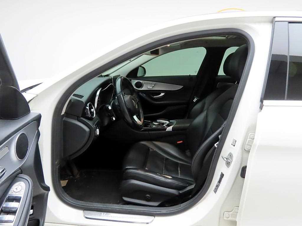 Mercedes Benz C Class 2015 Blanco - Importación desde Corea - HF Imports Iquique - Foto 13