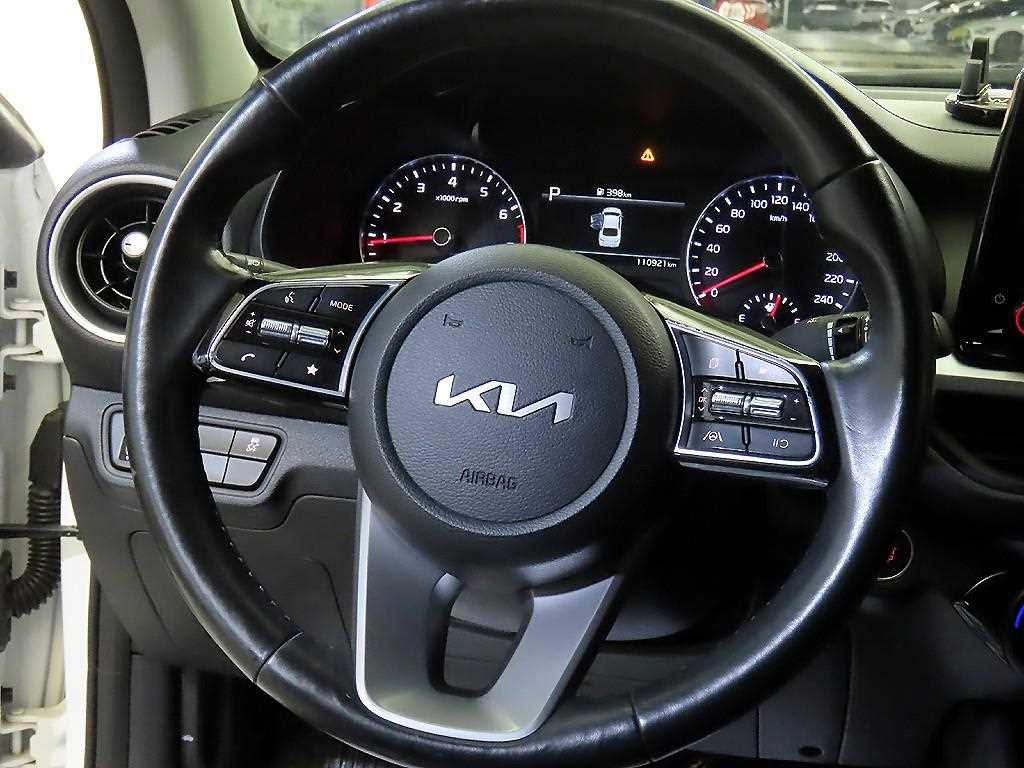 KIA K3 - Vista 8