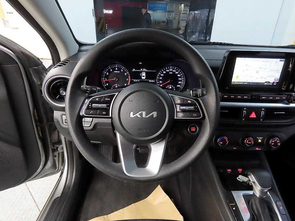 KIA K3 - Vista 9