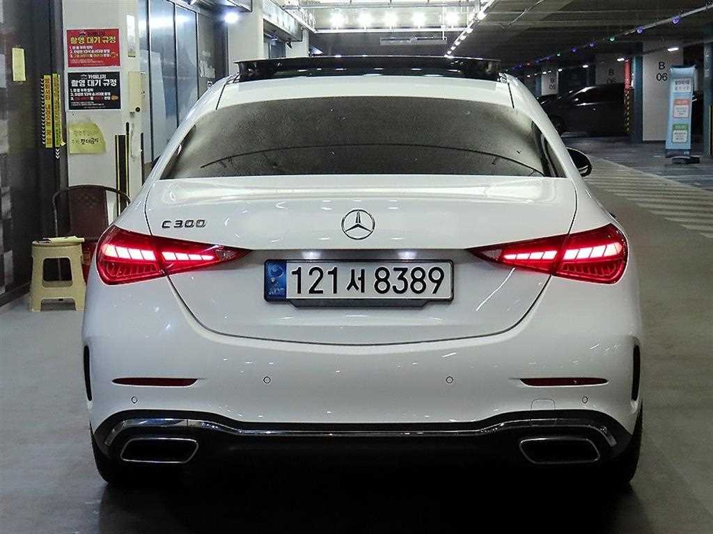 Mercedes Benz C Class - Vista 5