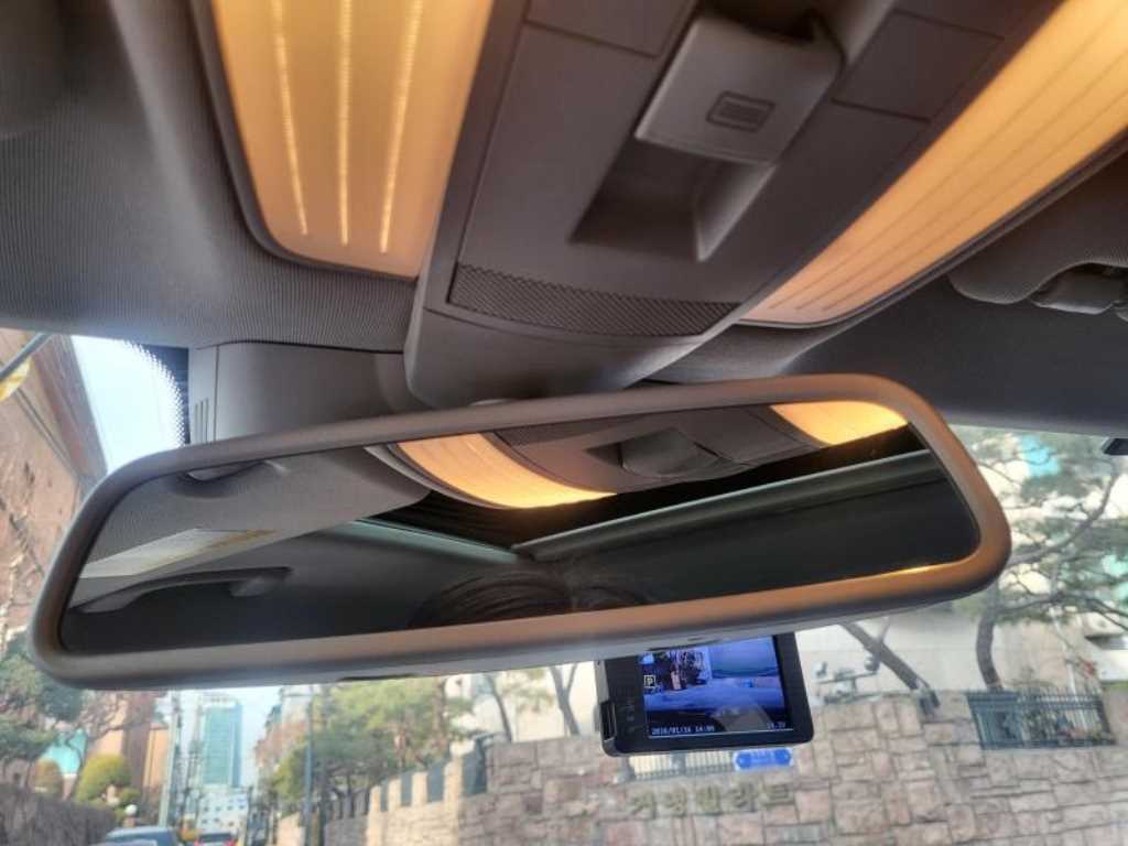 Mercedes Benz CLS Class - Vista 10