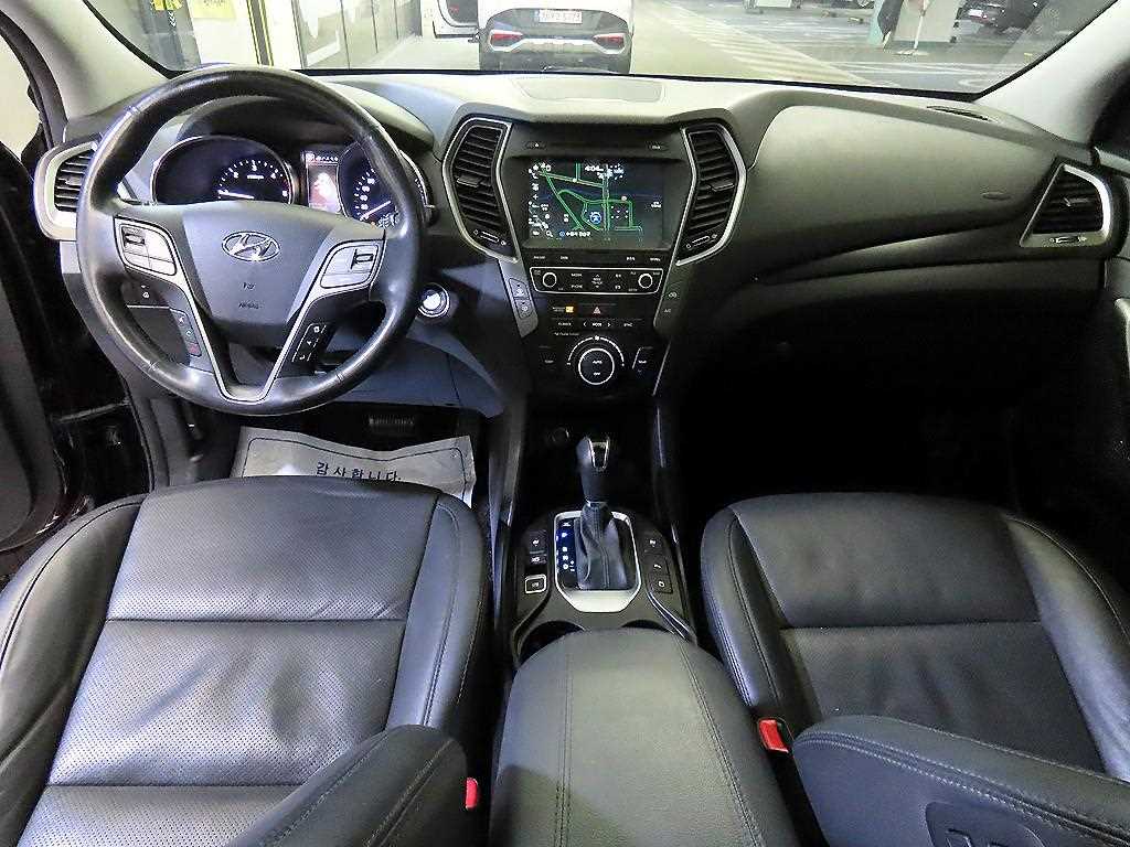 HYUNDAI Santa Fe - Vista 10