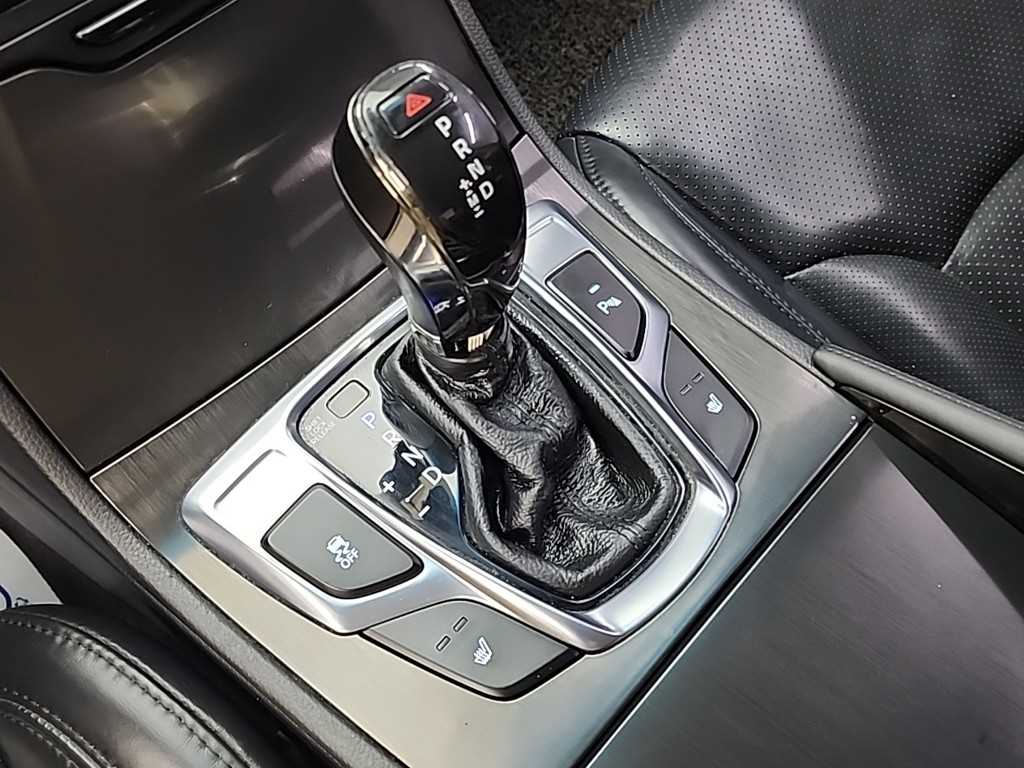 HYUNDAI Grandeur - Vista 8