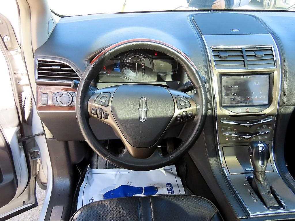 Lincoln MKX - Vista 8