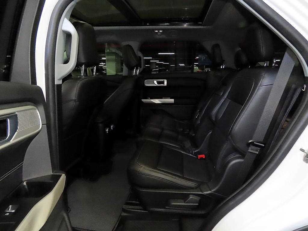 Ford Explorer - Vista 7