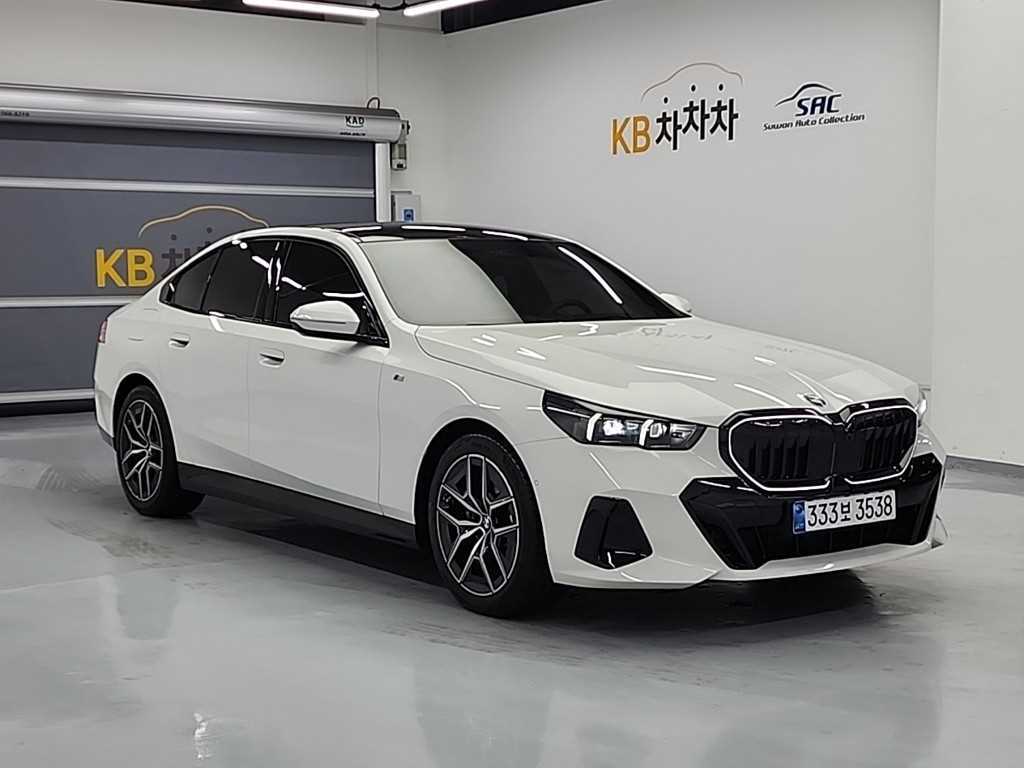 BMW 5 Series - Vista 4