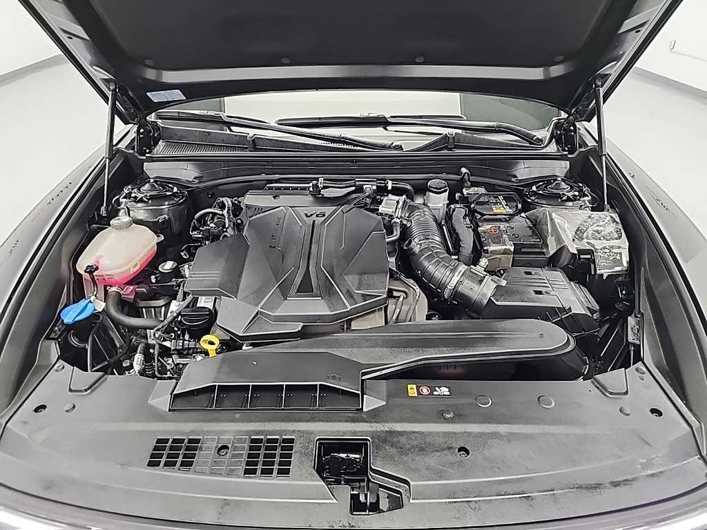 HYUNDAI Grandeur - Vista 5